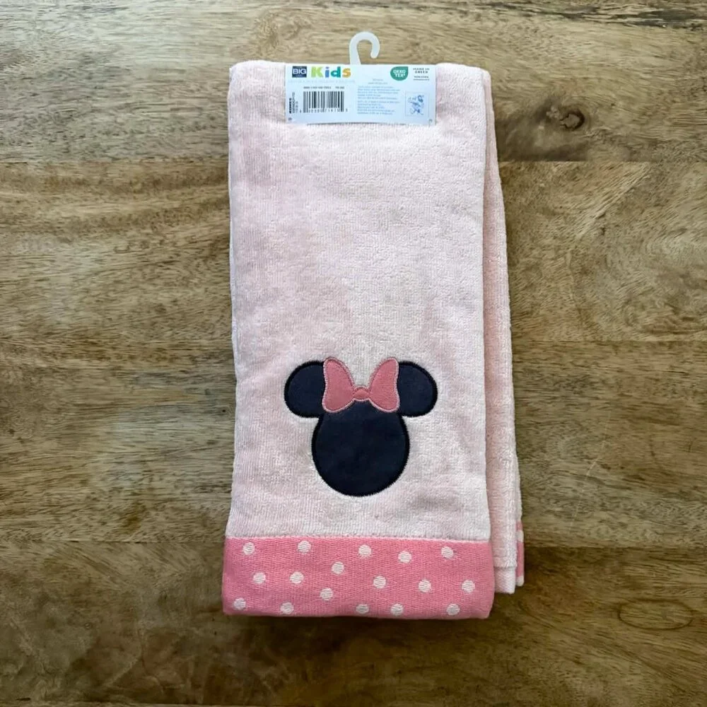 NEW 2Pk Minnie Mouse Hand Towels